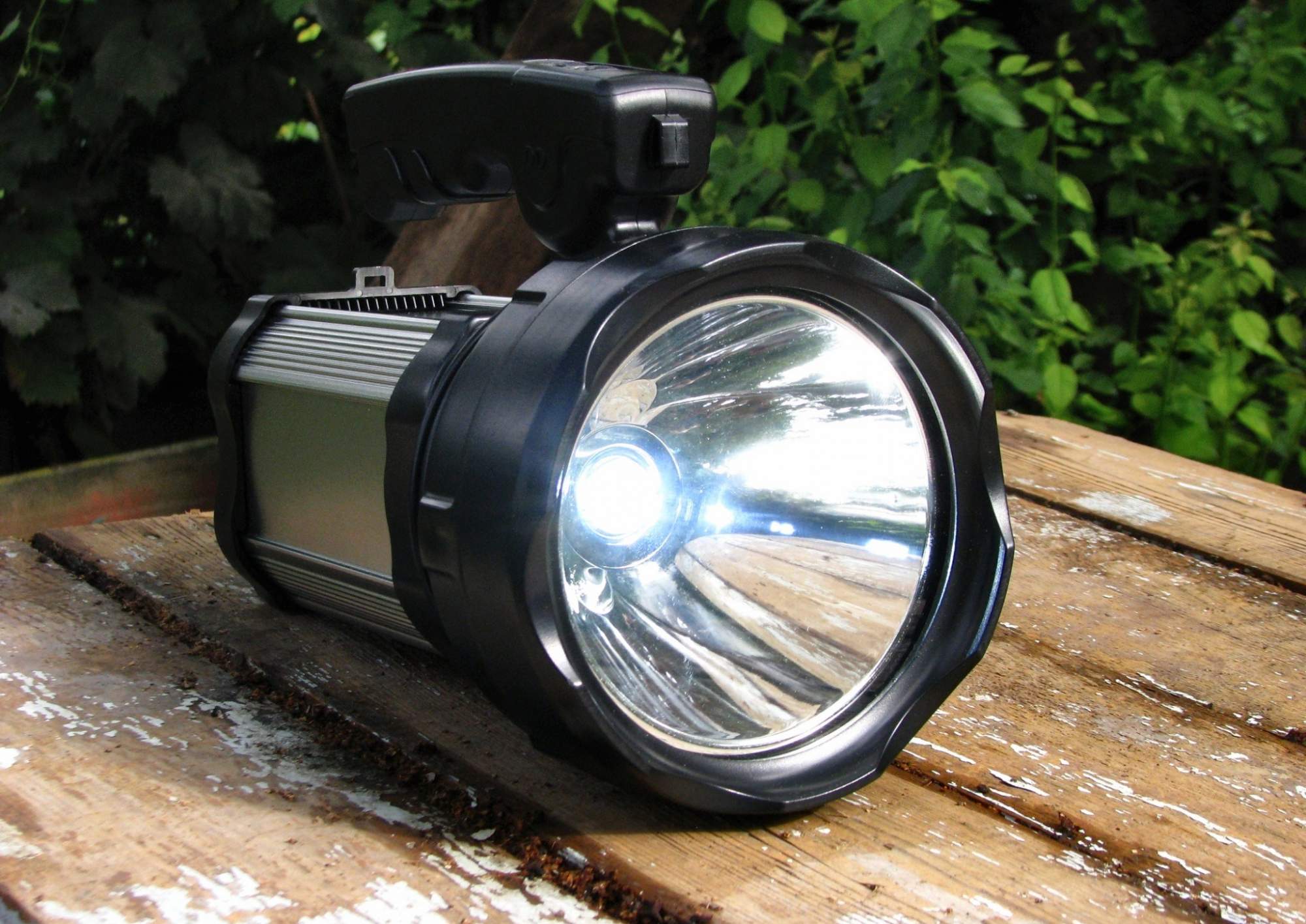 Фонарь яркий луч s 300a. Фонарь яркий луч s-300a мегаватт. Яркий луч s-300a мегаватт. Яркий луч мегаватт s-300a аккумулятор. Фонарь яркий луч l-3400.