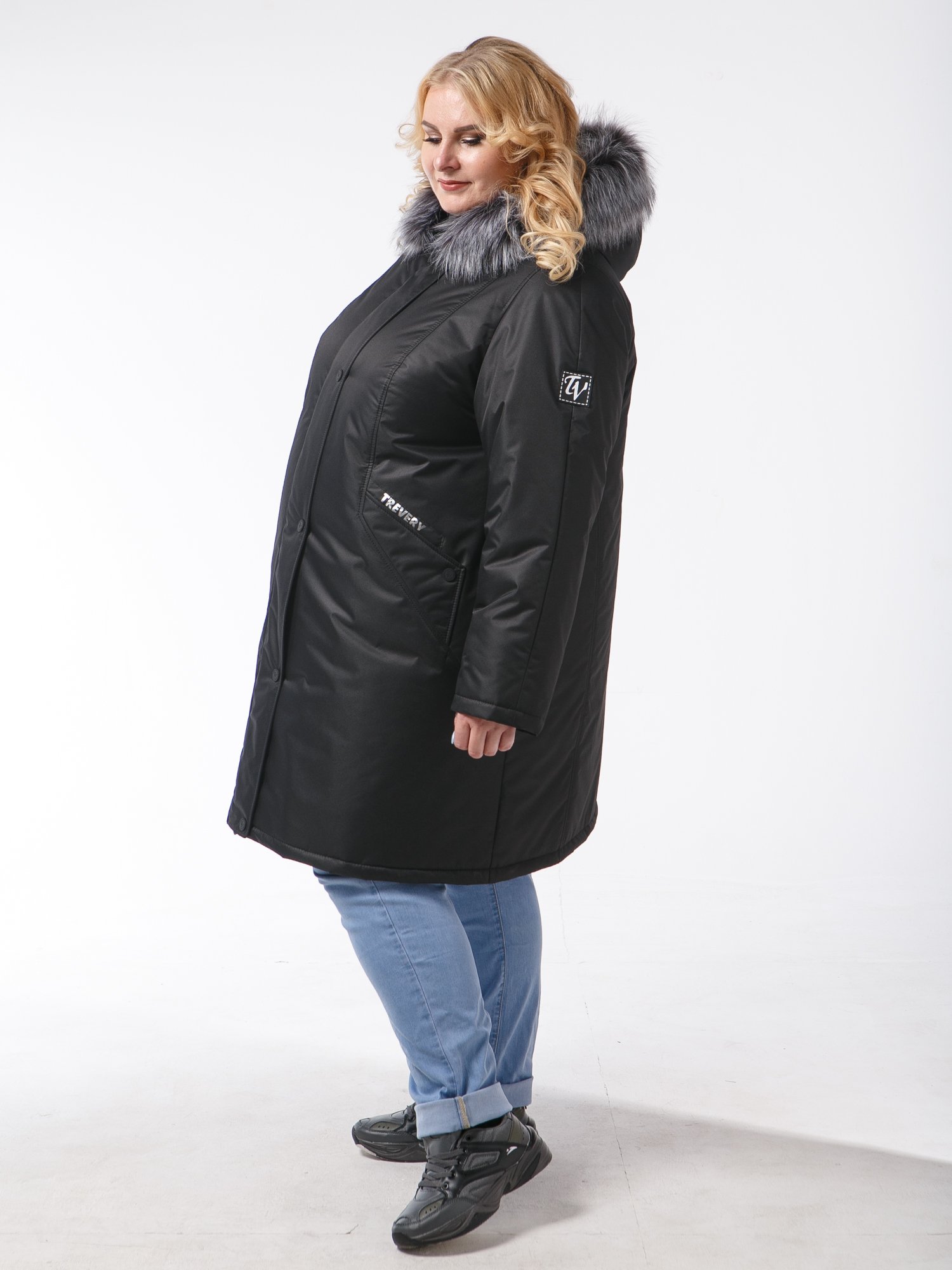 Пальто женское TreVery 83824 черное 76 RU