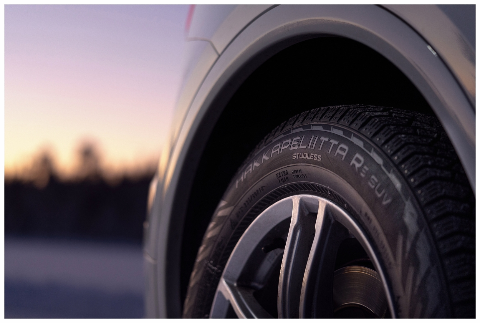 Шины nokian hakkapeliitta r5. Nokian Tyres Hakkapeliitta r5. Nokian Tyres Hakkapeliitta r5 SUV. Nokian r5 SUV. Шина Hakkapeliitta r5.