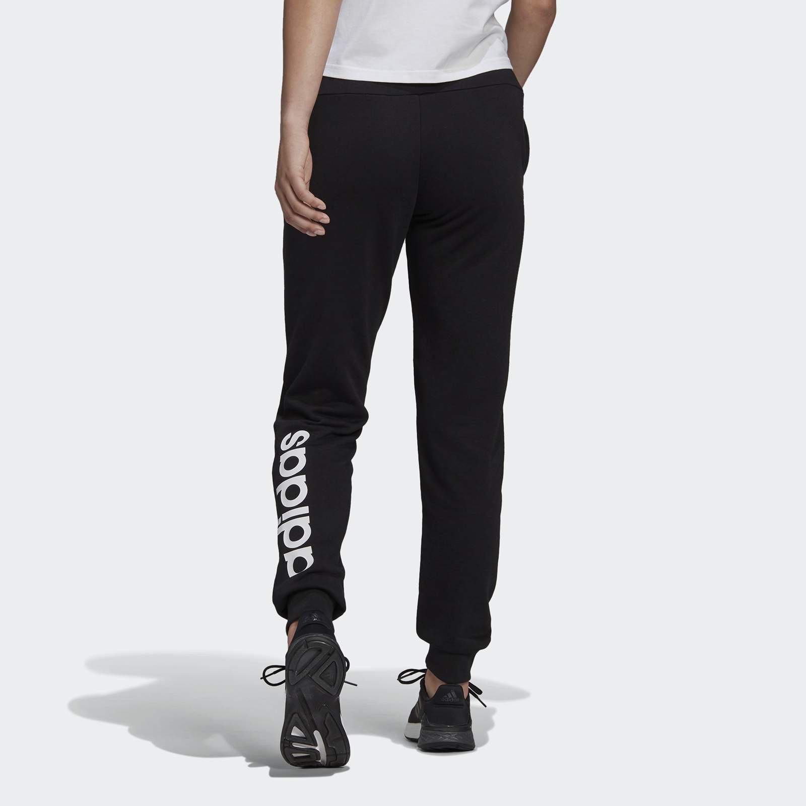 Спортивные брюки женские Adidas GM5526 черные XS - купить в Москве -  sbermegamarket.ru