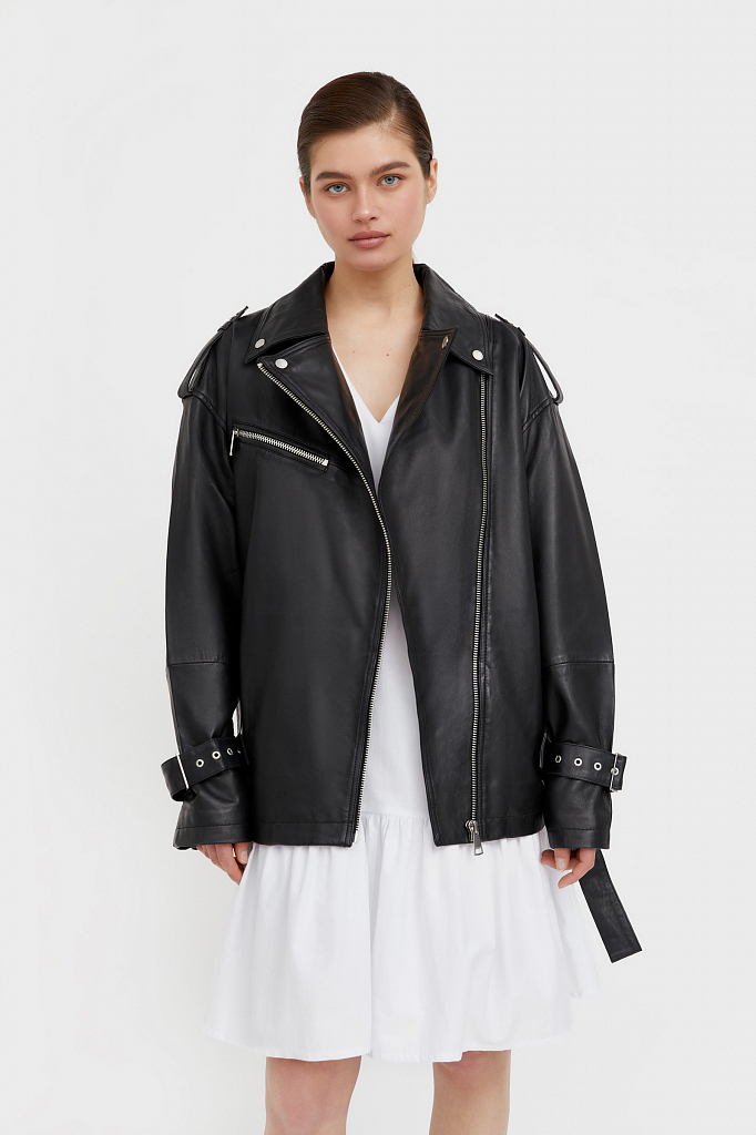 Кожаная куртка женская Finn Flare B21-11802 черная 50-52