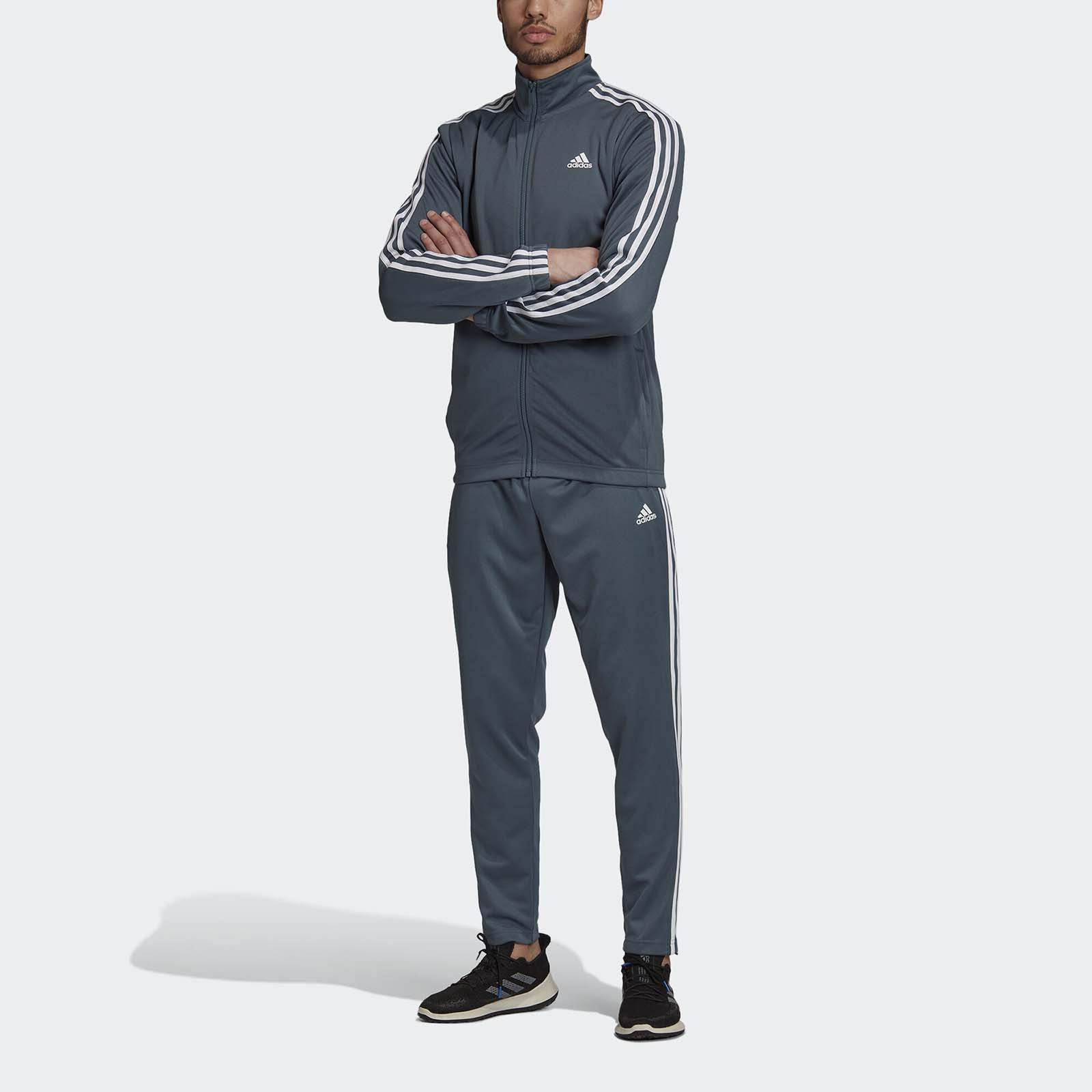 Костюм мужской Adidas FR7217 серый XS - купить в Москве, цены на Мегамаркет