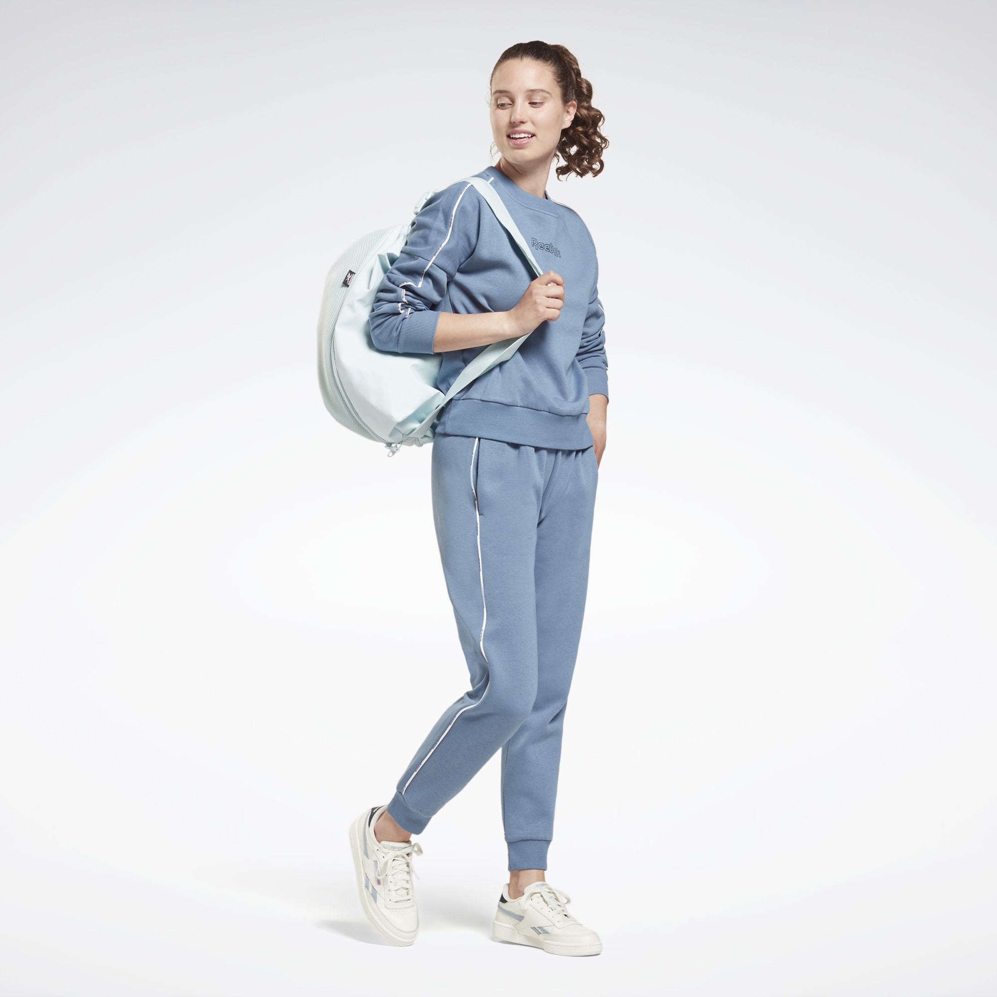 Reebok костюм te Tracksuit женский