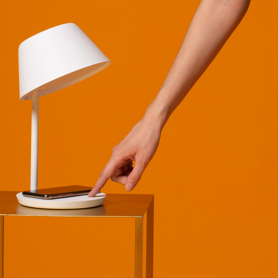 Лучший настольный светильник премиум класса xiaomi yeelight serene eye friendly desk lamp yltd03yl