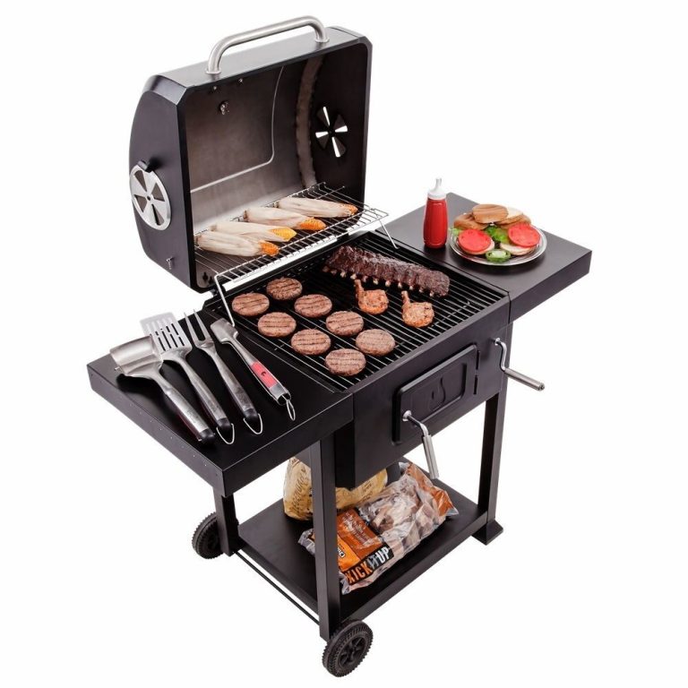 Char Broil Charcoal Santa Fe 580