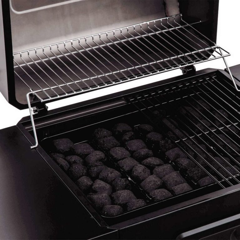 Char Broil Charcoal Santa Fe 580