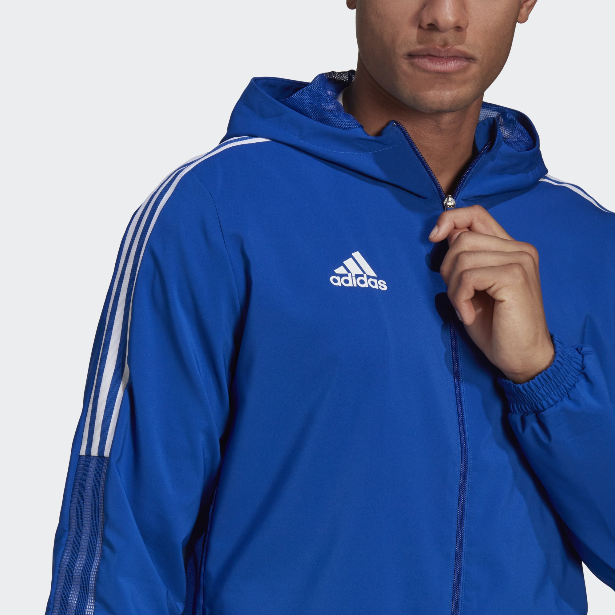 Спортивная ветровка мужская Adidas GP4963 синяя M