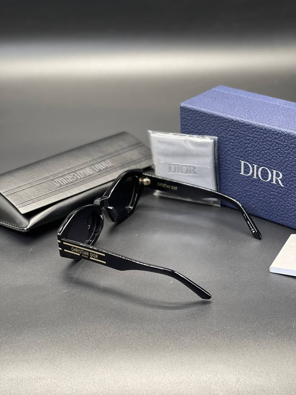 DIOR D22 135