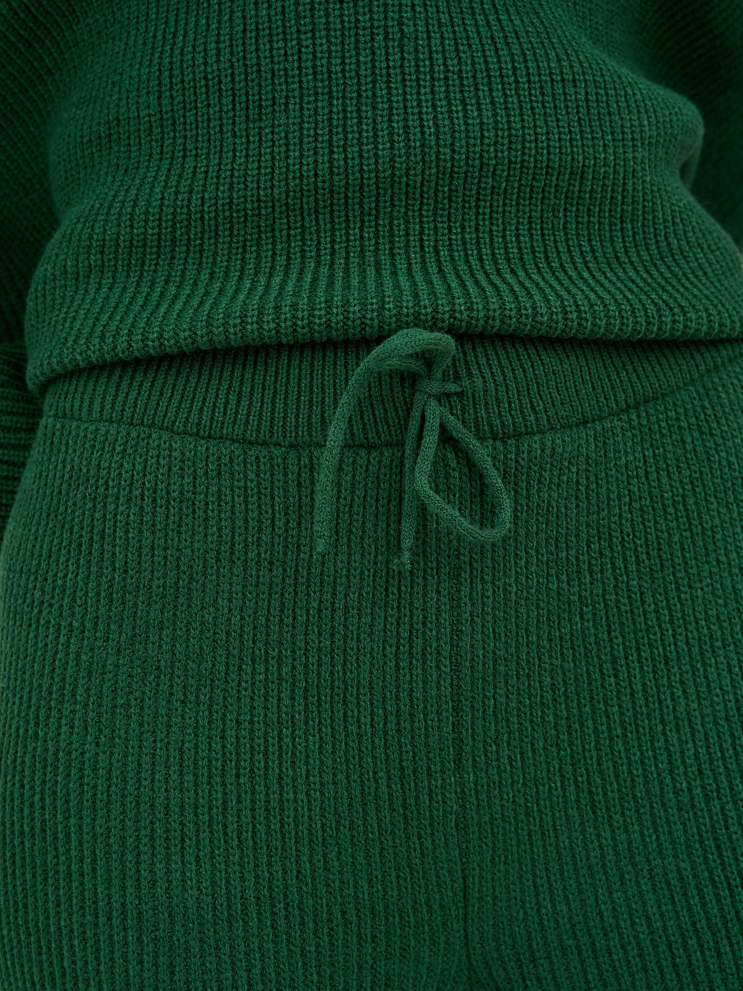 Костюм женский BrandStoff BS18112 зеленый 42-48 RU