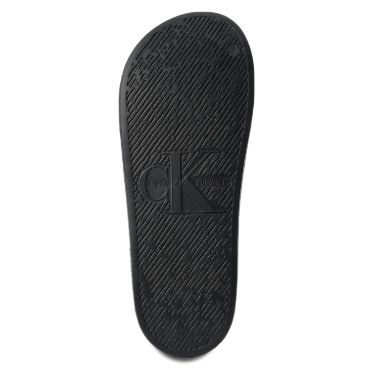 Женские шлепанцы CALVIN KLEIN JEANS SLIDE MONOGRAM DEBOSSED YW0YW00102 цв. черный 38 EU