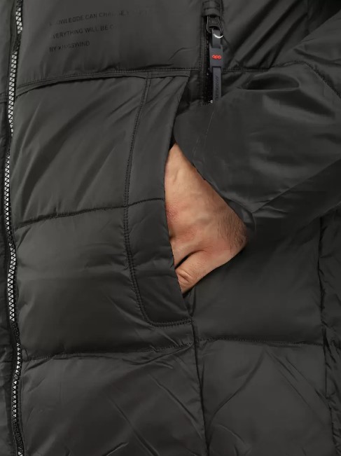 Зимняя куртка мужская A passion play 212CN(TR-0010)-0201 черная 58 RU