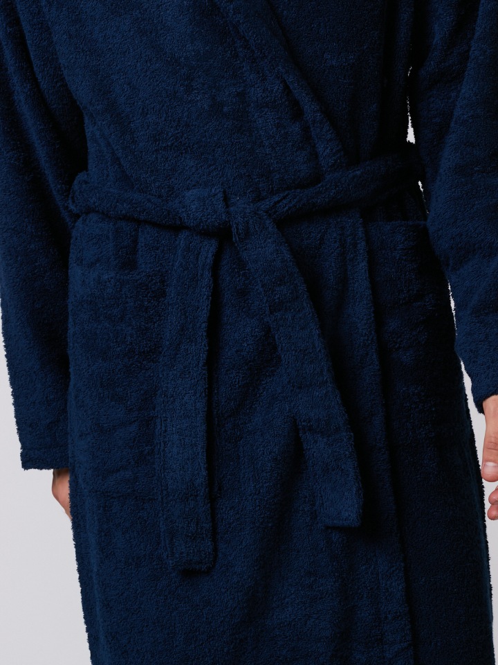 Халат мужской махровый с вышивкой "Глава семьи" синий 50-52 RU
