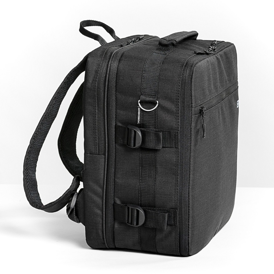 Дорожный рюкзак Pobedabags Black Advanced бриллиантовый/черный, 36х30х27/20 см
