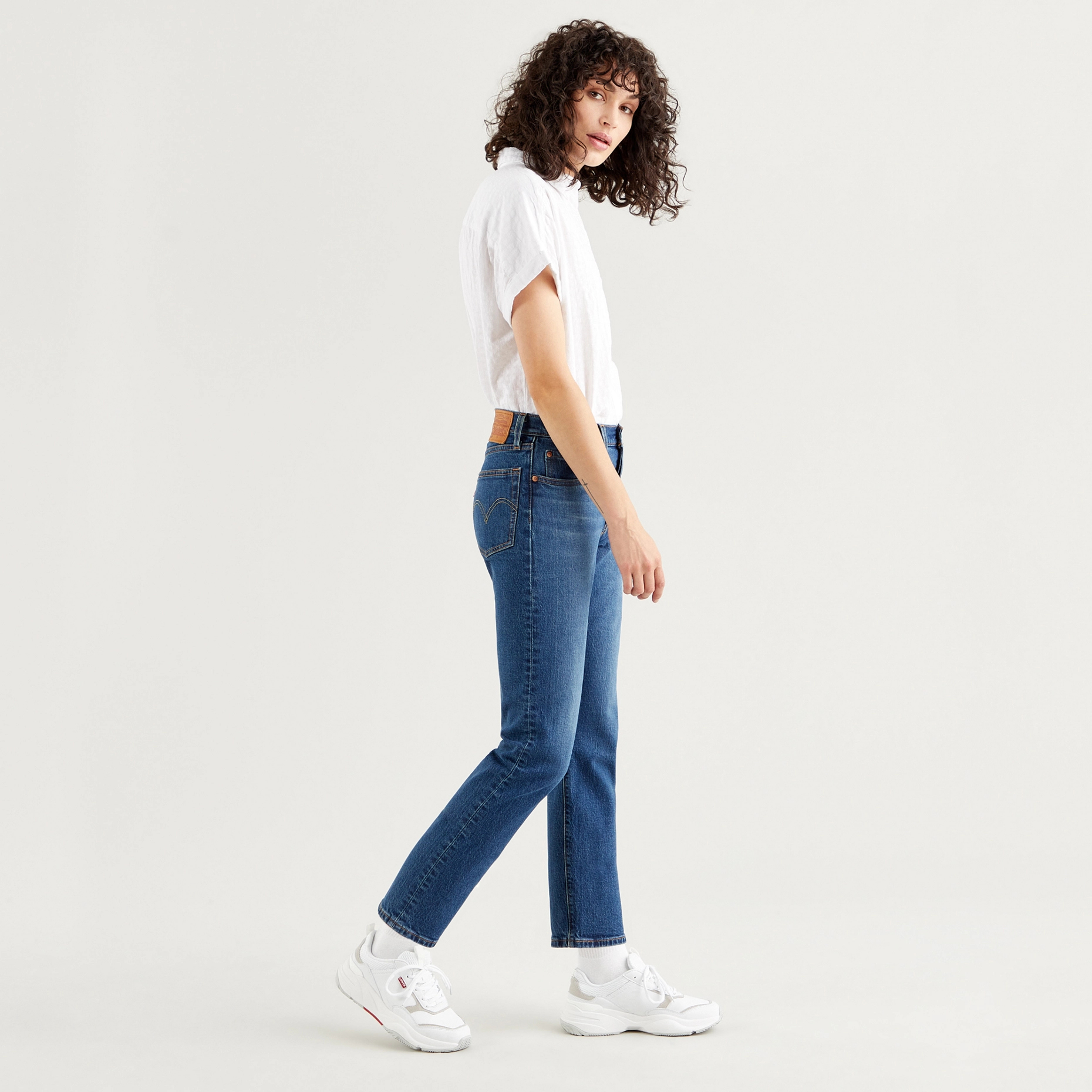 levis 24