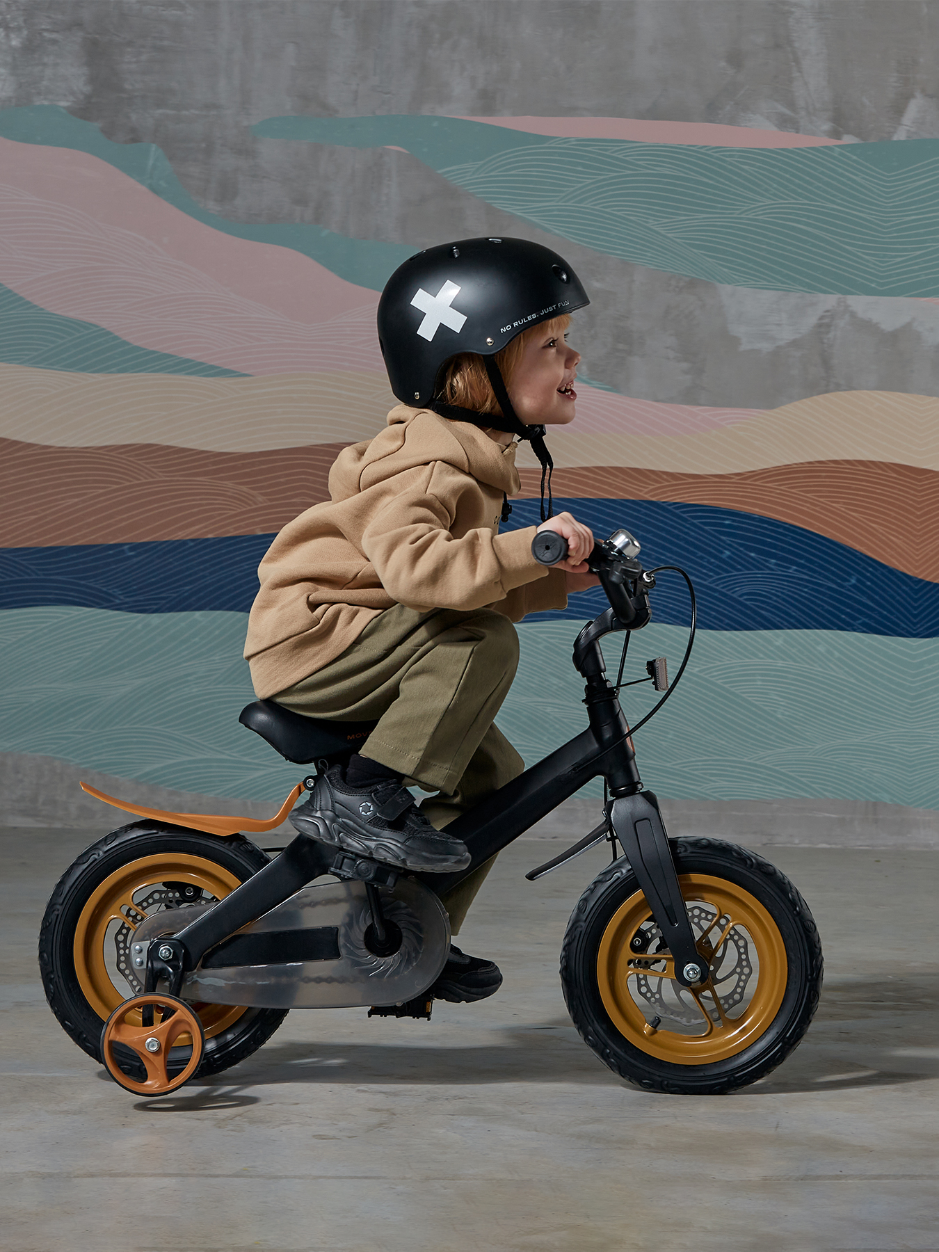 Велосипедный шлем Happy Baby Drifter, black, S