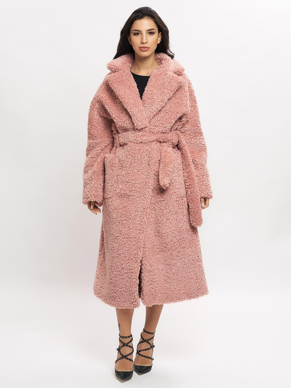 Бомбер из барашка женский. Пальто барашек бершка. Пальто барашек розовое. Пальто барашек розовое. Шуба из барашка.