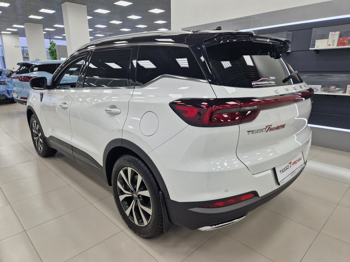 Автомобиль CHERY TIGGO 7 Pro MAX 1.6T DCT Elite 24MY белый – купить в  Москве, цены в интернет-магазинах на Мегамаркет