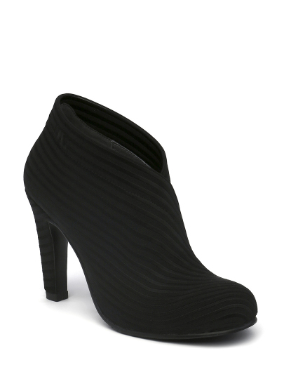 United nude sale fold