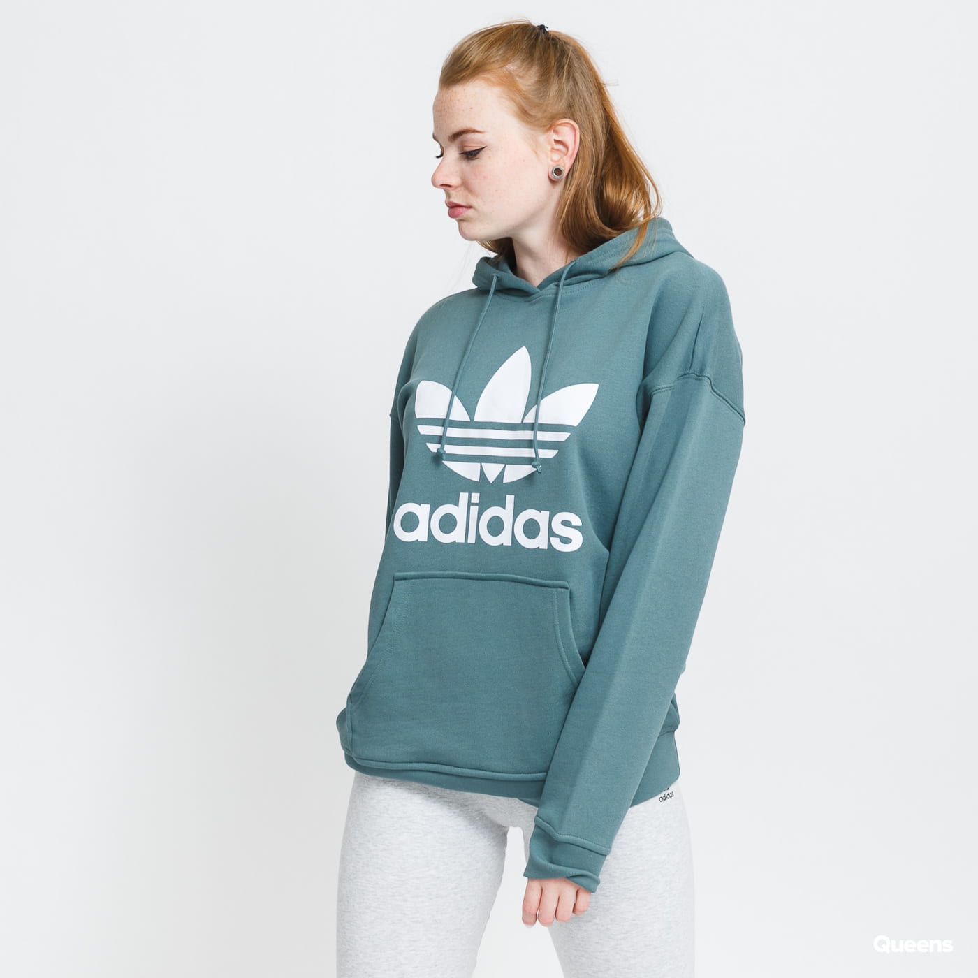 Худи женское Adidas GN2954 голубое 42 RU