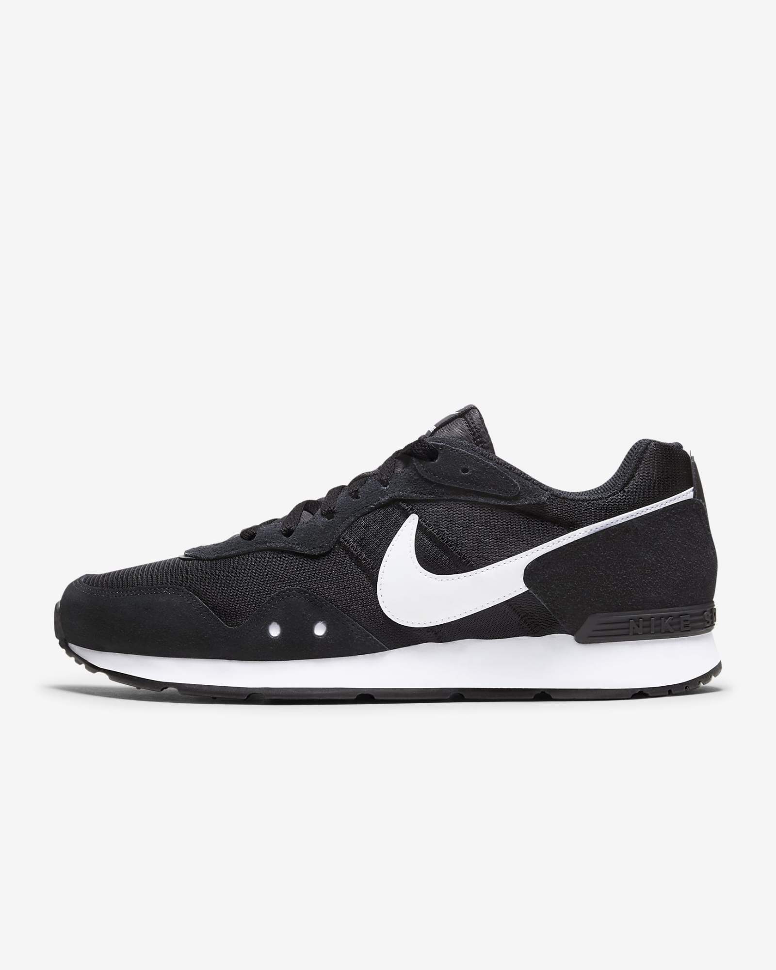 Кроссовки мужские Nike Venture Runner CK2944-002 черные 45 EU - купить в Мегамаркет Москва Томилино, цена на Мегамаркет