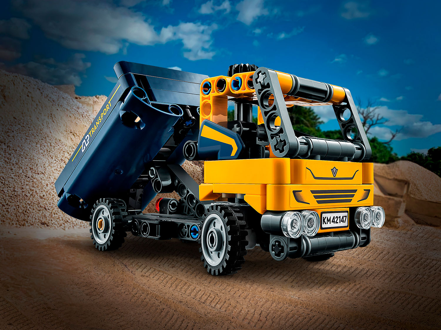 Купить конструктор LEGO Technic 42147 Самосвал, цены на Мегамаркет |  Артикул: 600011010270