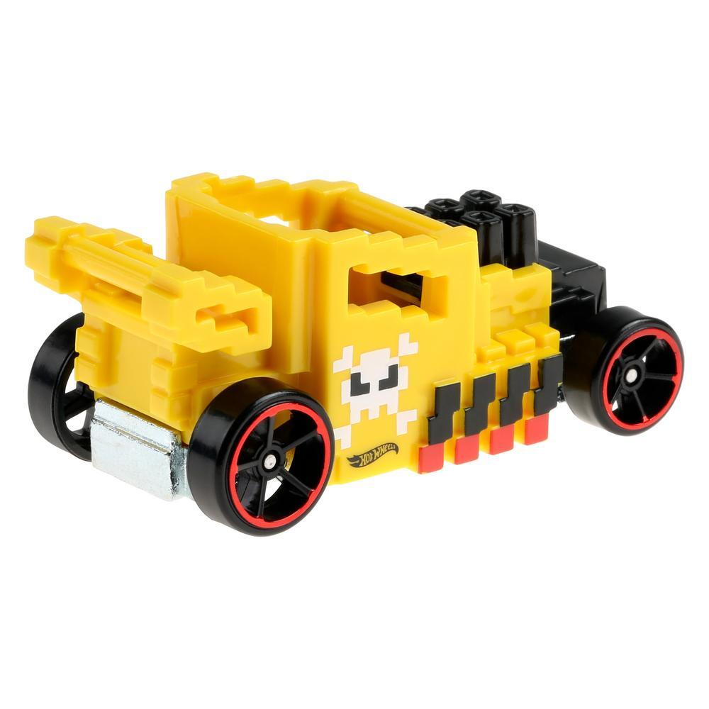 Машинка Hot Wheels коллекционная PIXEL SHAKER желтый/черный GRX99 – купить  в Москве, цены в интернет-магазинах на Мегамаркет