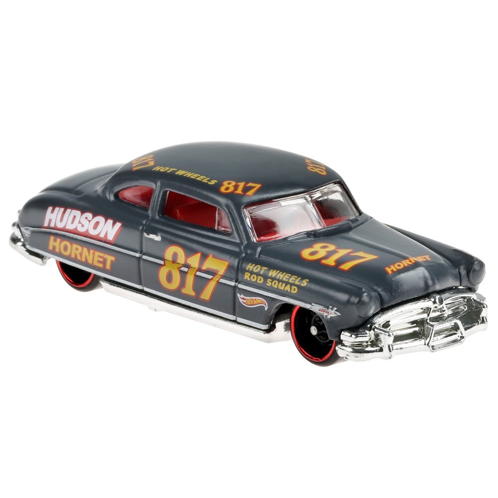 Машинка Hot Wheels коллекционная 52 HUDSON HORNET серый/желтый GHD25 –  купить в Москве, цены в интернет-магазинах на Мегамаркет