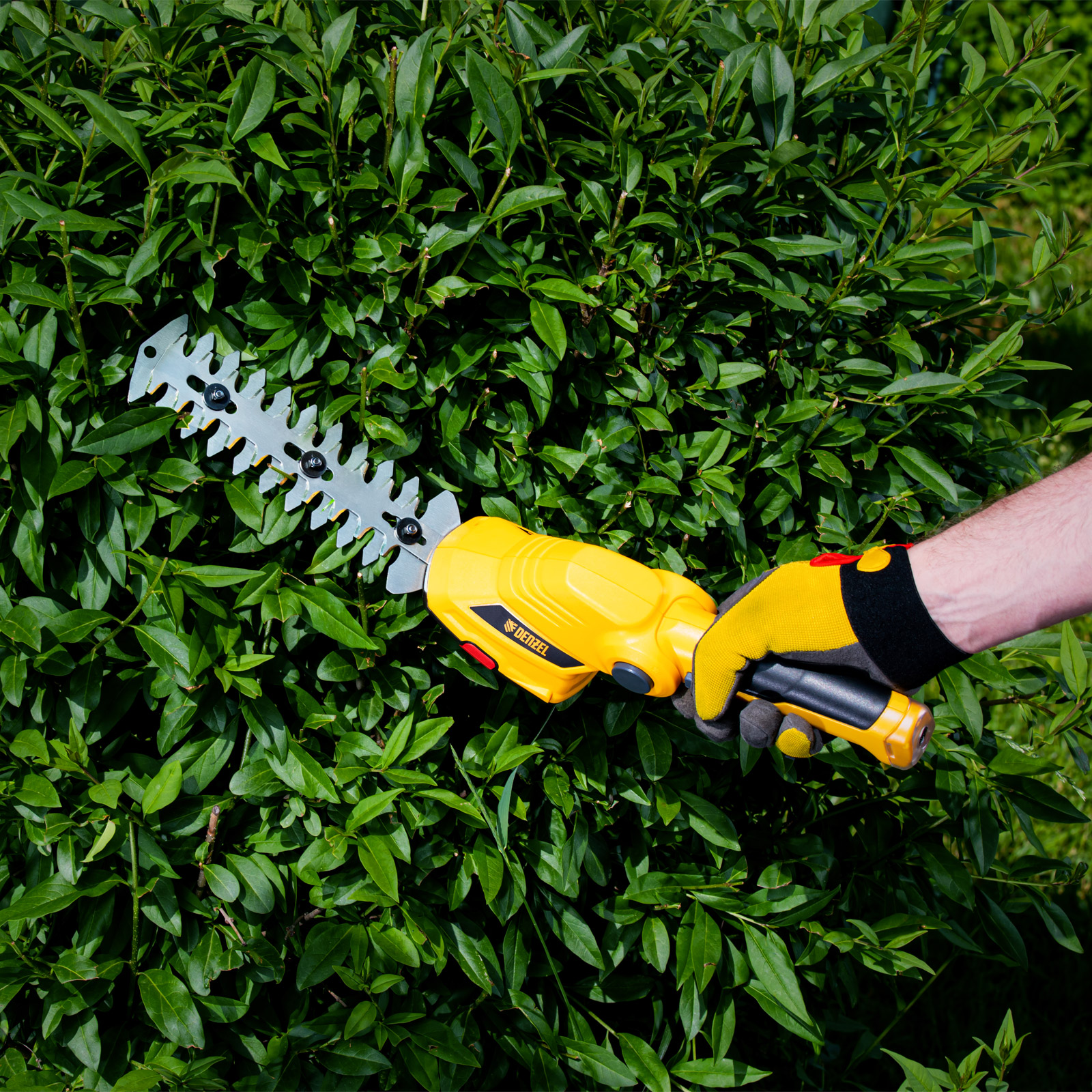 Кусторез аккумуляторный с телескопической ручкой DENZEL G801E 96815 АКБ ...