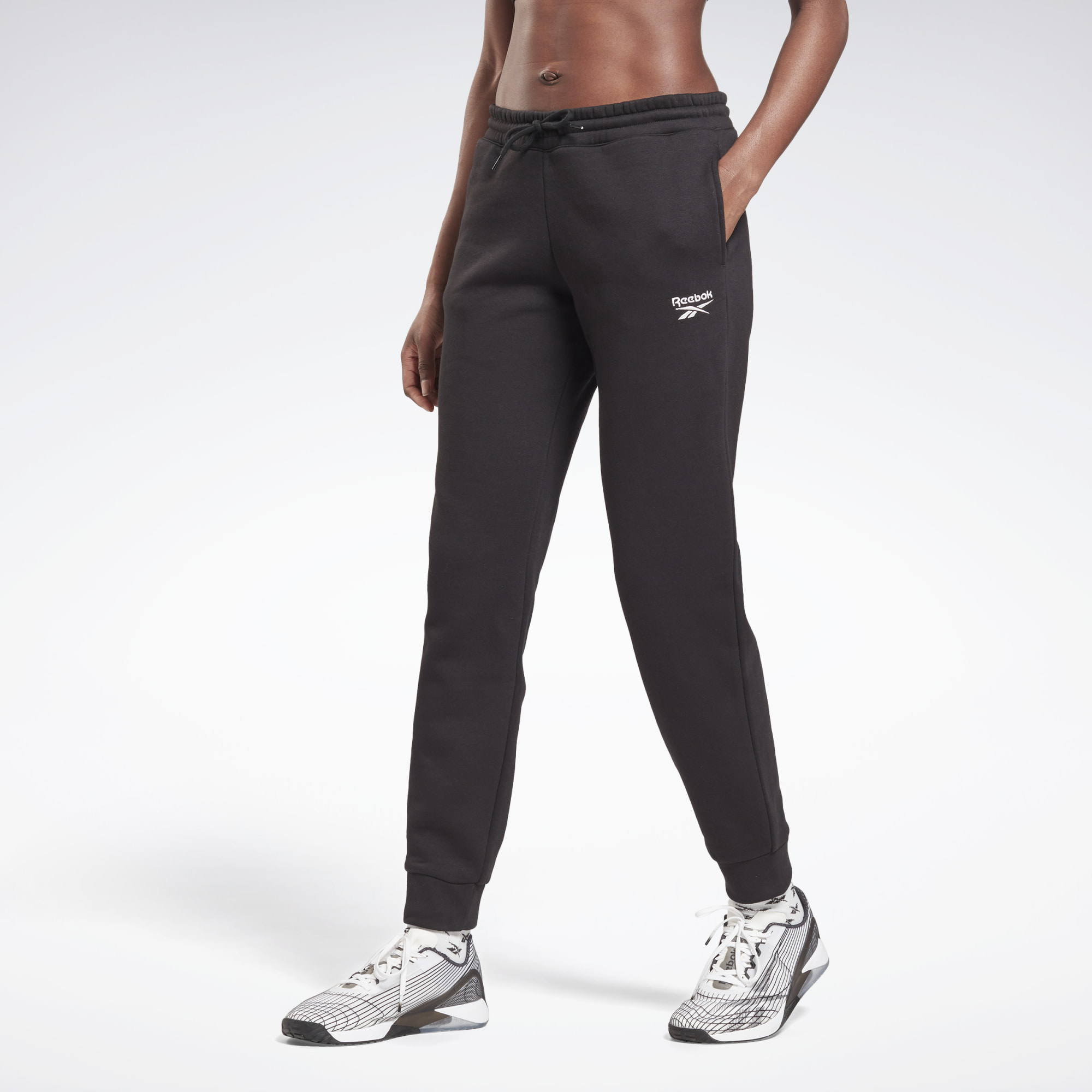 Спортивные брюки женские Reebok GS9373 черные XS