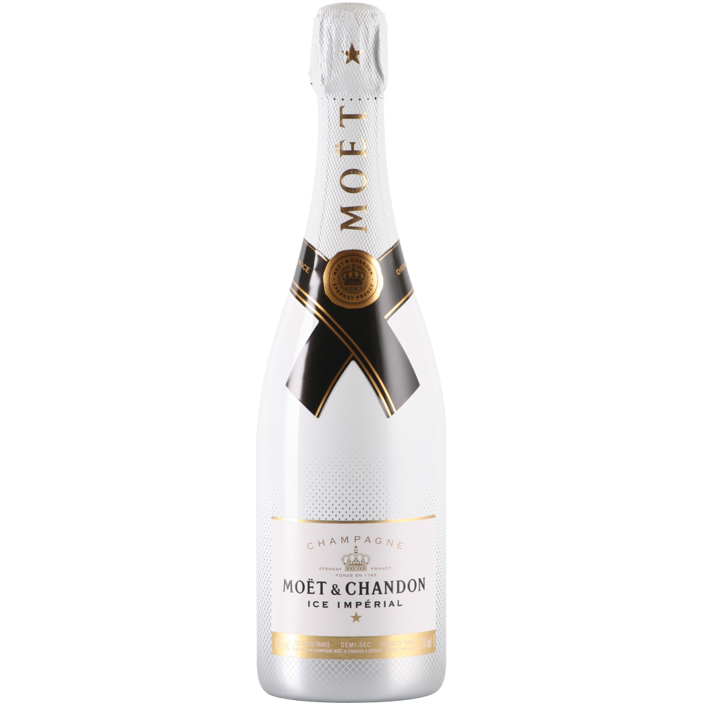 Chandon champagne. Моет Шандон айс Империал. Mayot шампанское. Moet шампанское. Шампанское Моэт и Шандон Империал.