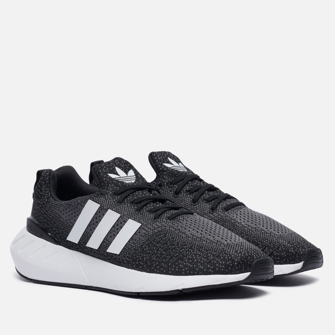 Кроссовки женские Adidas Swift Run 22 серые 42 EU