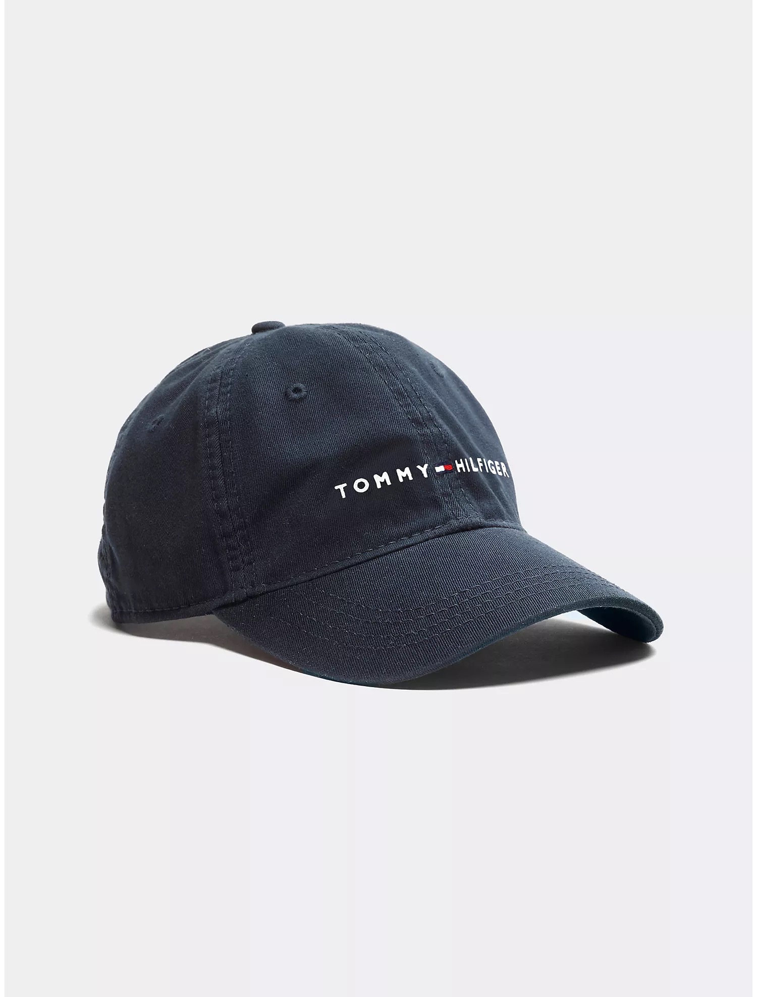 Бейсболка мужская Tommy Hilfiger Embroidered Tommy Logo Baseball Cap sky captain, one size - купить в Москве, цены на Мегамаркет | 600015939705