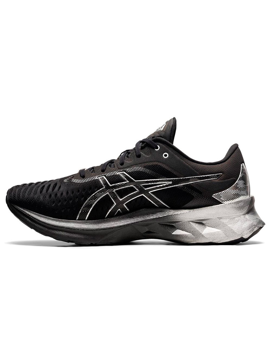 asics novablast platinum