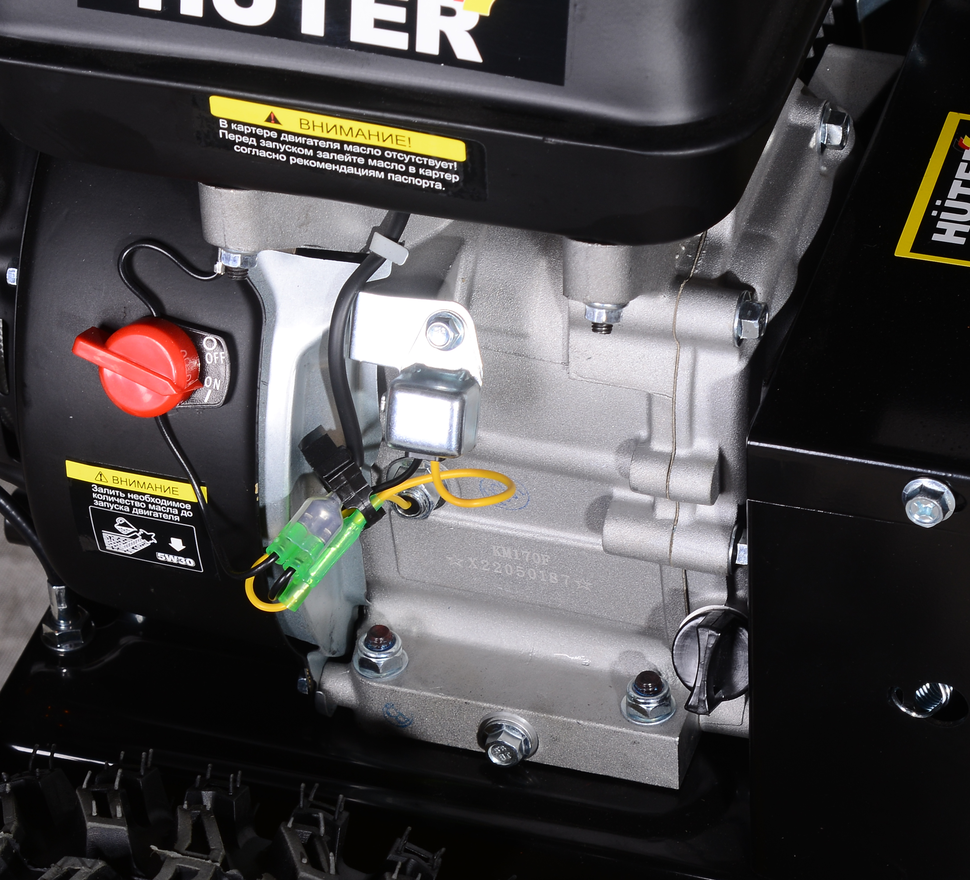Huter 4100s. Подметальная машина huter sgc-4100s. датчик уровня масла на снегоуборщике хутер. капот для снегоуборщика huter. huter sgc 4100 фото.