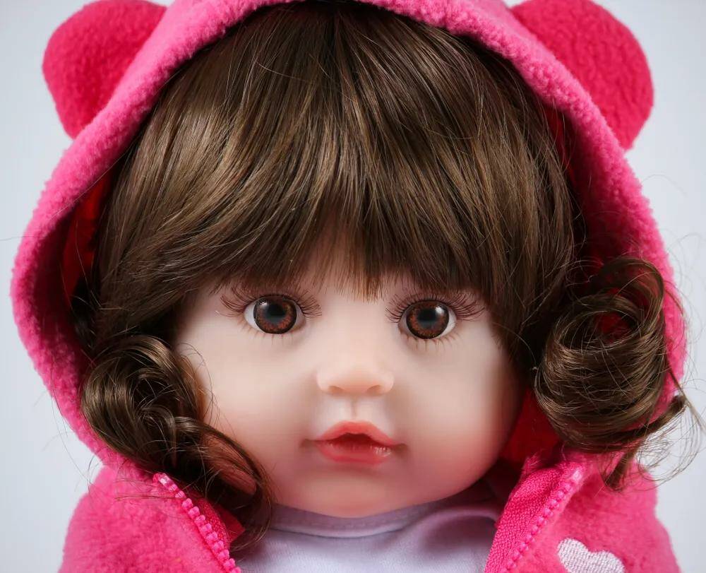 Виниловая кукла Реборн (Reborn Dolls) - Девочка в розовом костюме с жирафом  (46 см) – купить в Москве, цены в интернет-магазинах на Мегамаркет