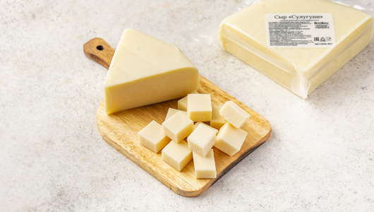 Сыр Избенка Сулугуни 40% 300 г