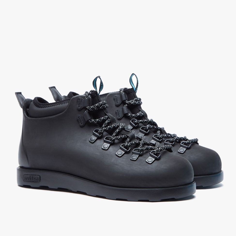 Native v2. Джифи Блэк обувь. Native Fitzsimmons Black. Нативе ботинки мужские. Ботинки native черные.