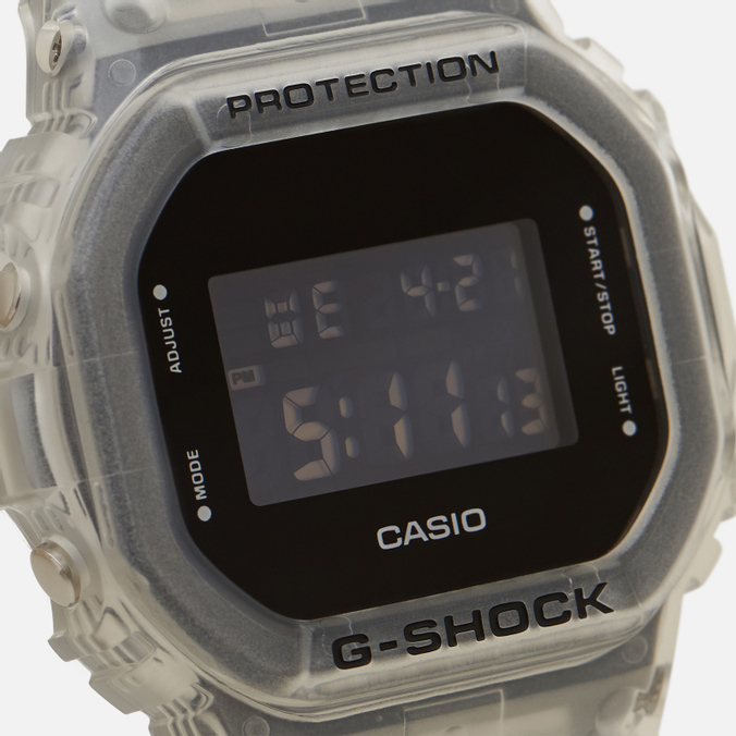Наручные часы унисекс Casio G-SHOCK DW-5600SKE-7ER Transparent