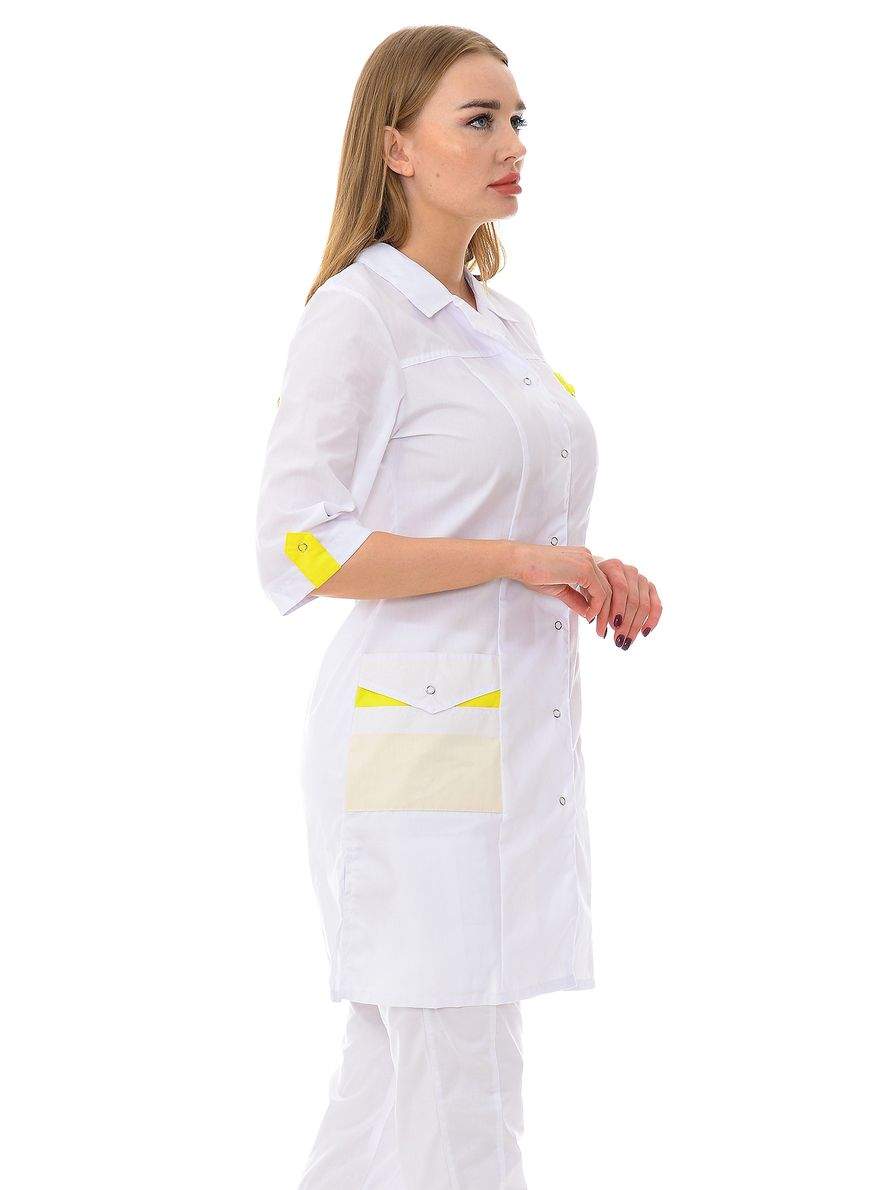 Халат медицинский женский MedicalWear Виола 012 белый 52 RU