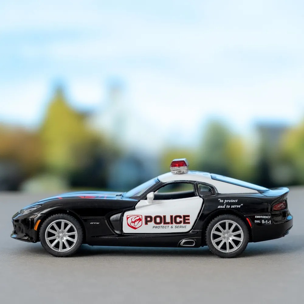 Купить модель машины Kinsmart Dodge Viper SRT (Police) инерция 1:36  KT5363WP, цены на Мегамаркет