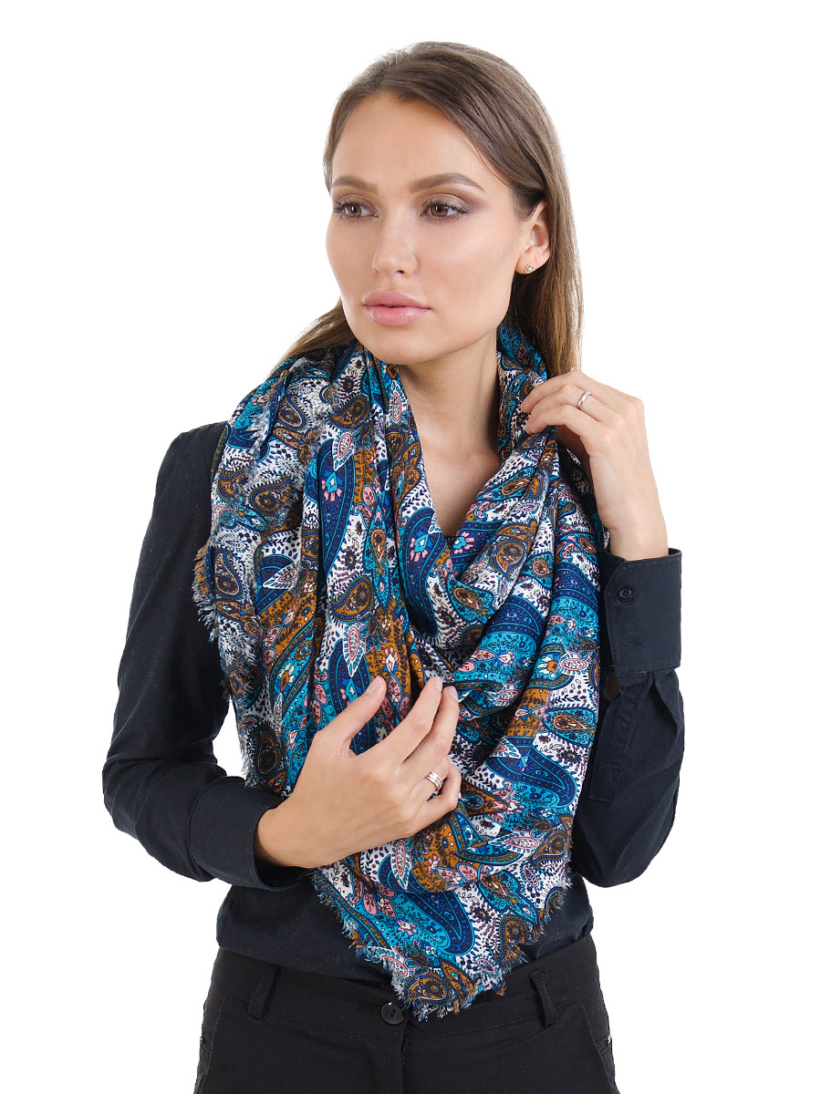 Le motif. Платки от кутюр. Серебристый палантин. Le motif. Платок в морском стиле.