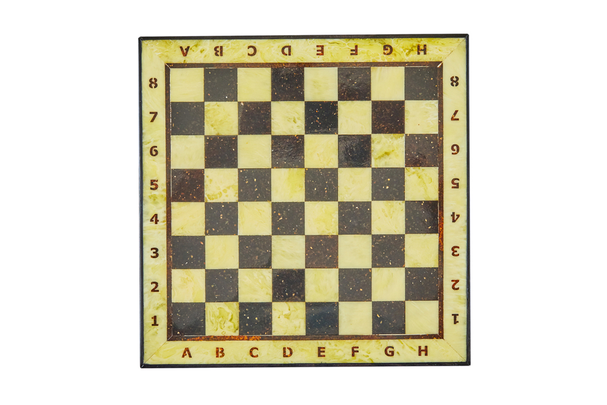 Шахматная Амберрегион коробка с доской малая (дуб) 25*25