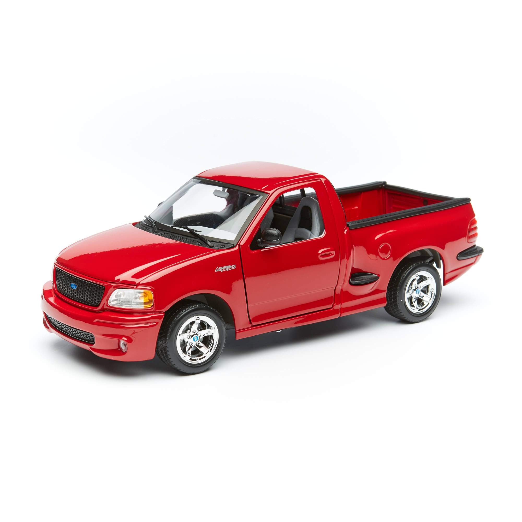 Купить maisto Машинка Ford SVT F-150 Lightning, 1:21 красный 31141, цены на  Мегамаркет