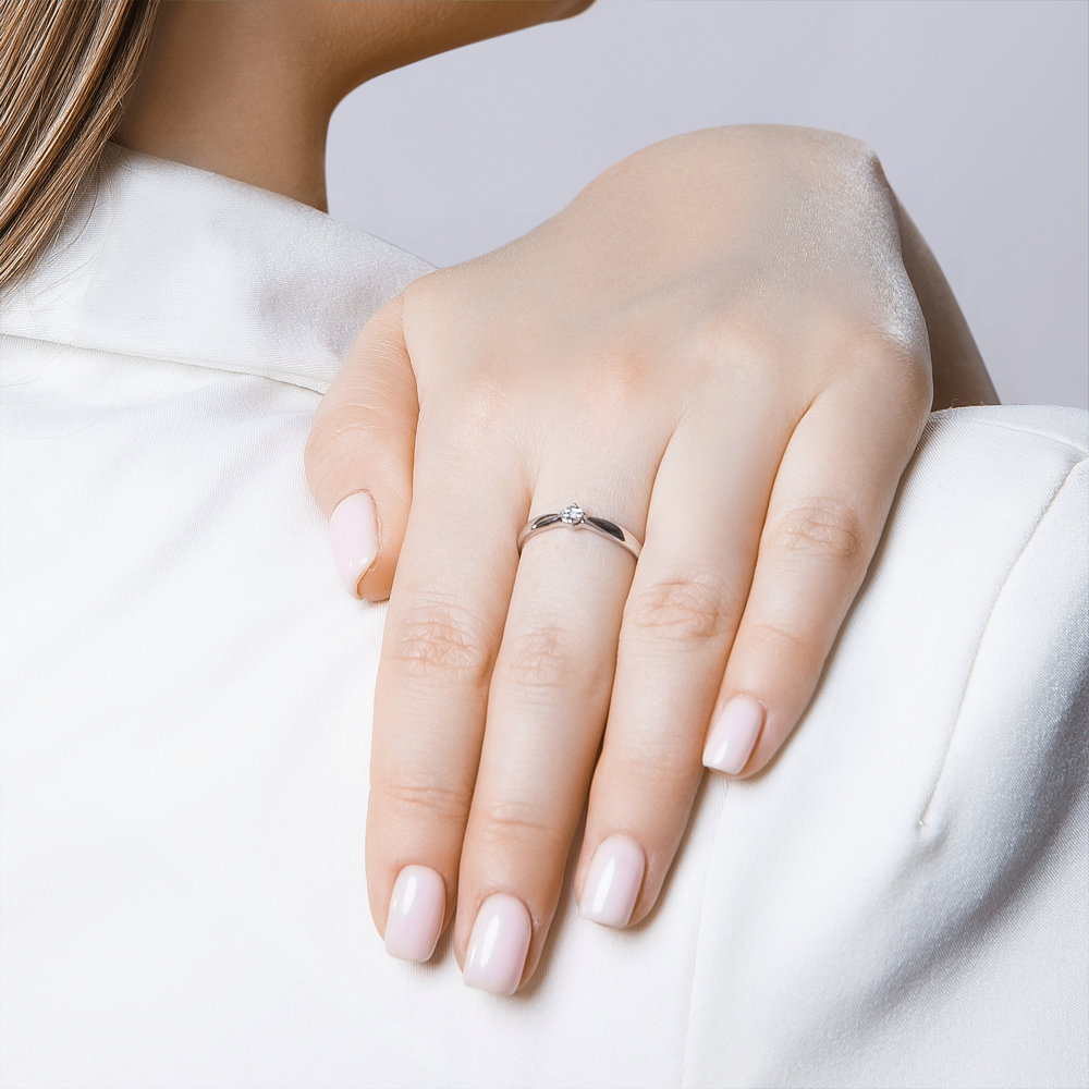 Кольцо женское SOKOLOV из серебра с бриллиантом 87010015 р.17.5