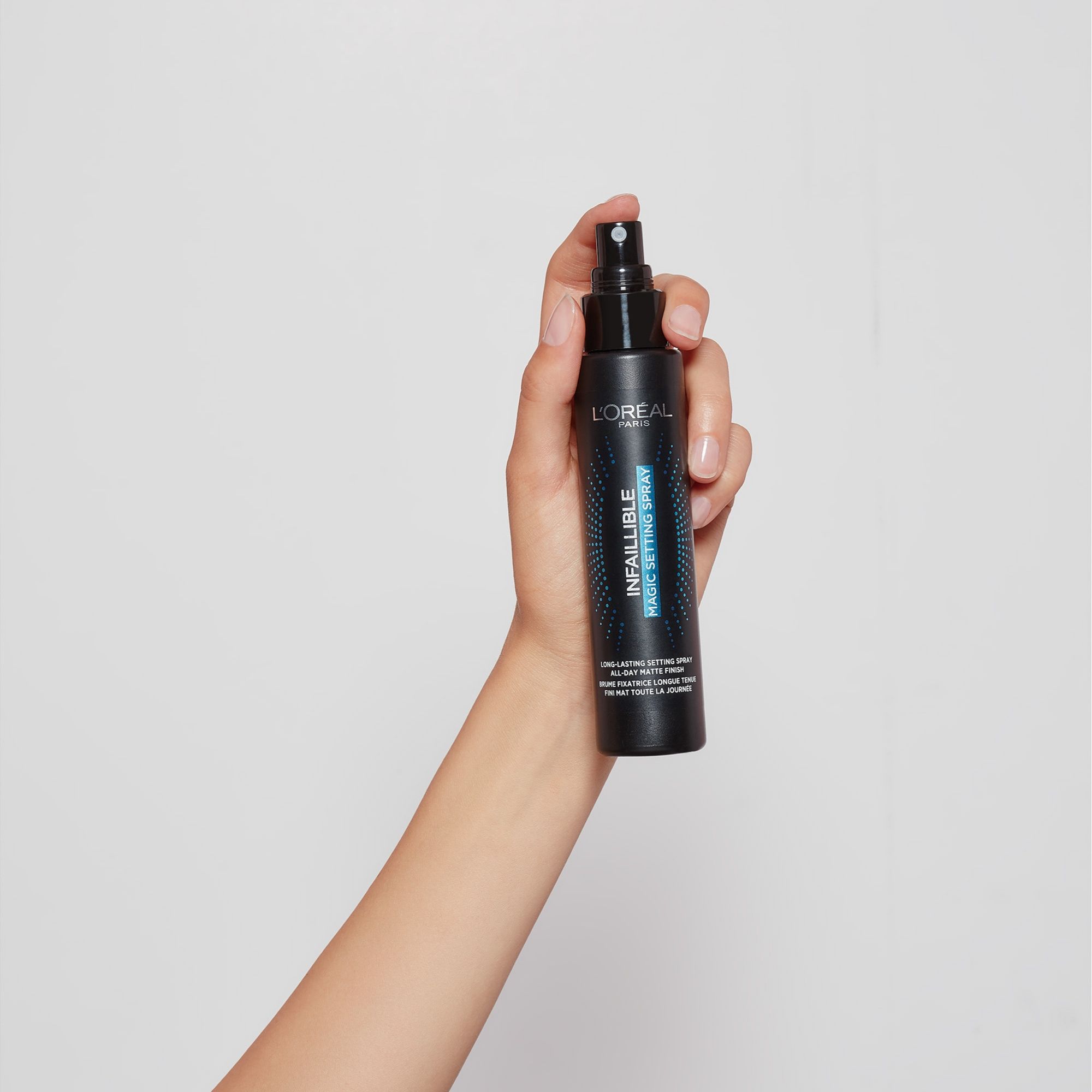 Infaillible 3 second setting mist. Фиксатор макияжа loreal. спрей для фиксации макияжа infaillible. фиксатор для макияжаsetting spray. лучший фиксатор для макияжа.