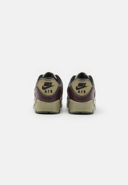 Nike Air Max 90 Gtx 41 EU