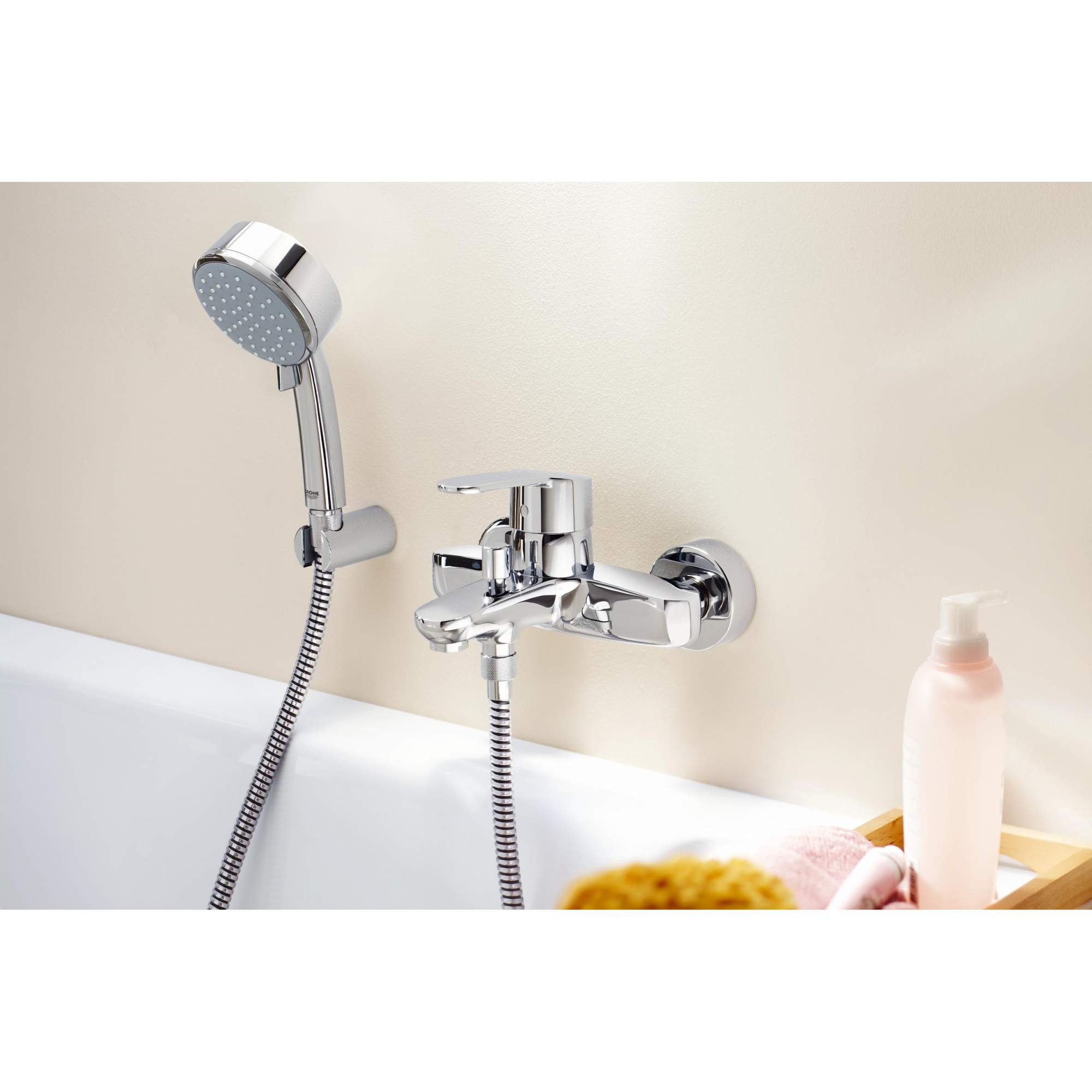 Смеситель для ванны с душем grohe. 33390002 Eurodisc Cosmopolitan смеситель для ванны. Смеситель для ванны Грое с душем. Grohe 33390002. Grohe Eurostyle Cosmopolitan.