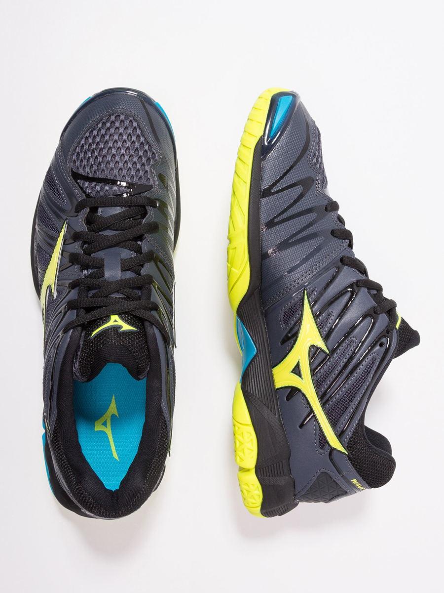 Mizuno tornado deals x 2