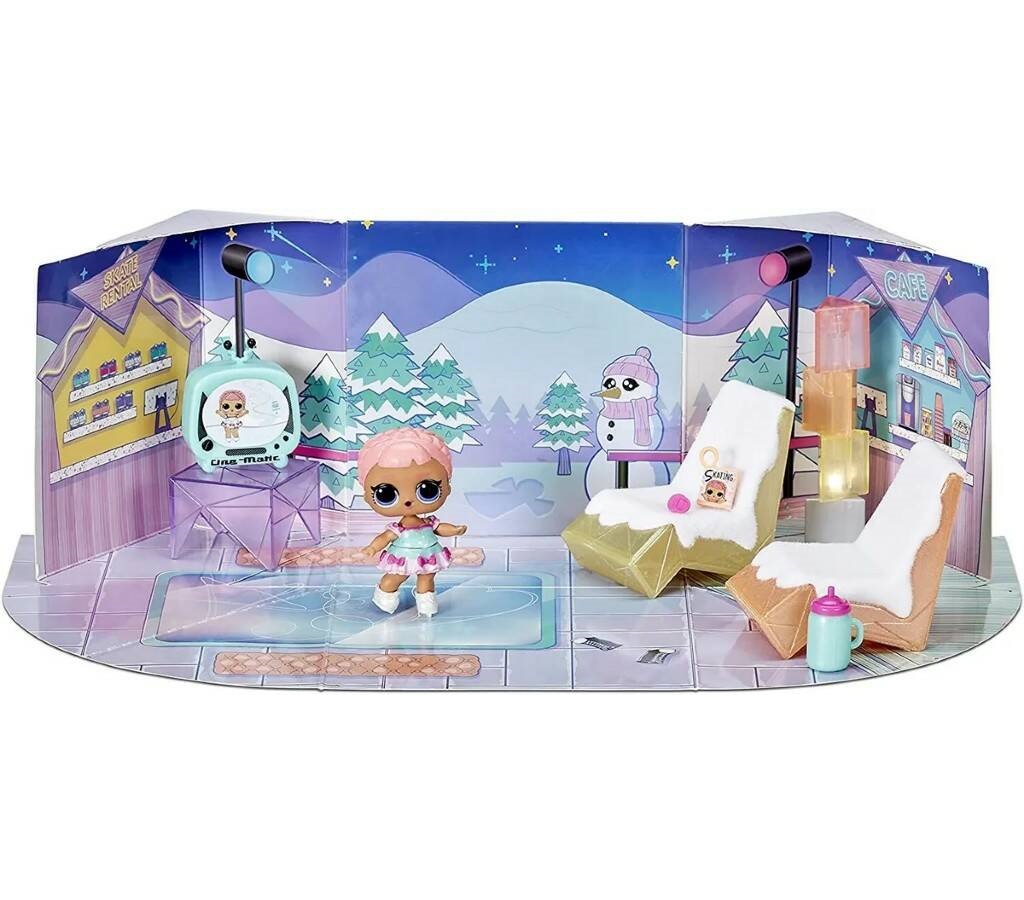 L.O.L. Surprise Furniture Winter Chill Hangout Spaces with Ice Sk8er Doll 576648