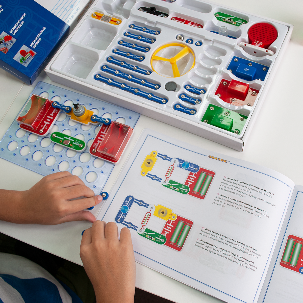 Знаток электронный 180 схем